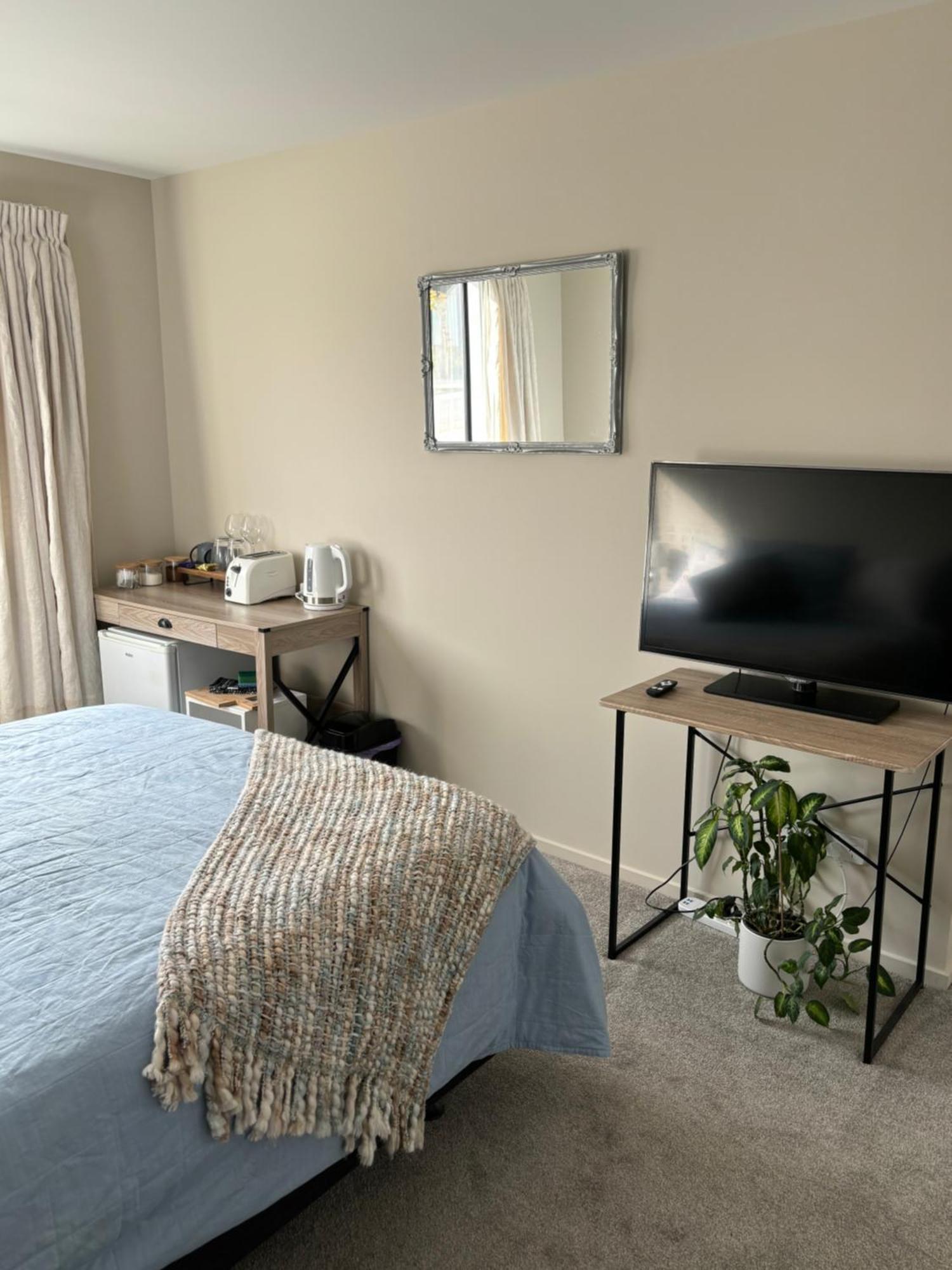 Comfort In Northlake Apartment Wanaka Exterior photo